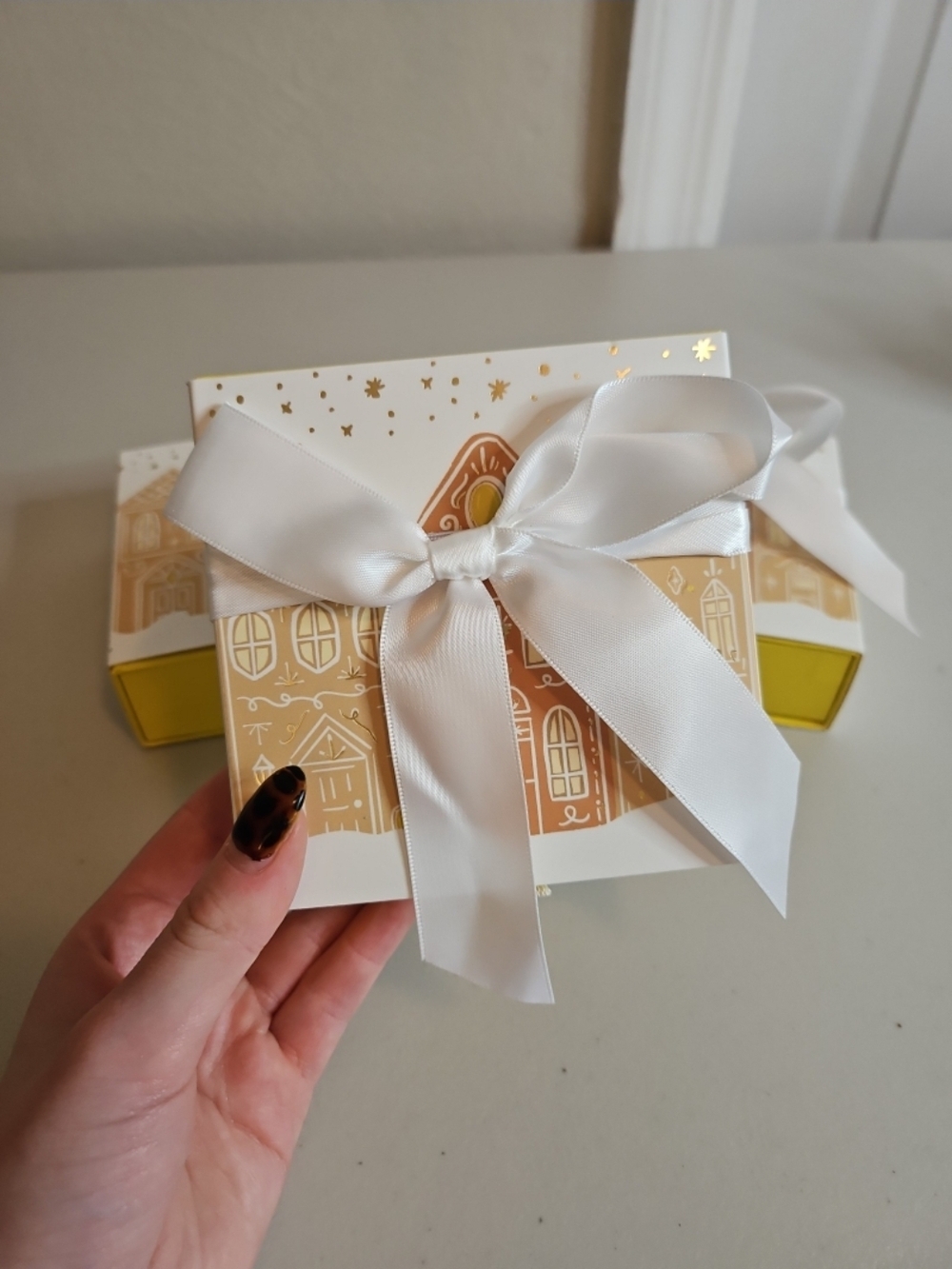 Kendra Scott Holiday Jewlery Empty Boxes 2025